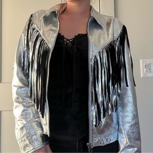 NWOT Idyllwind Silver Metallic Fringe Jacket